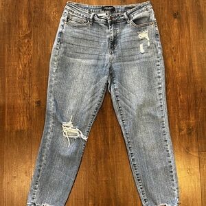 Judy Blue Slim Fit Jeans Women’s 15/32 Light Wash Denim High Rise Distressed